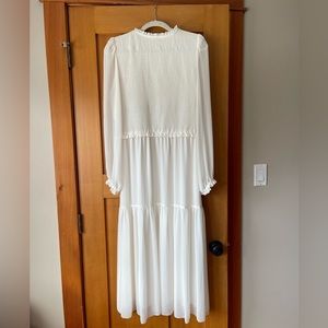 Exquisite Aritizia White Smocked Dress Wilfred Large